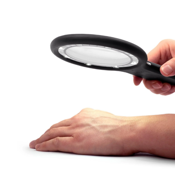 lumio-r-2-dermlite-3_5000x