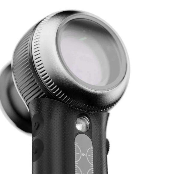 w1200_93eb_DL5_torchOn